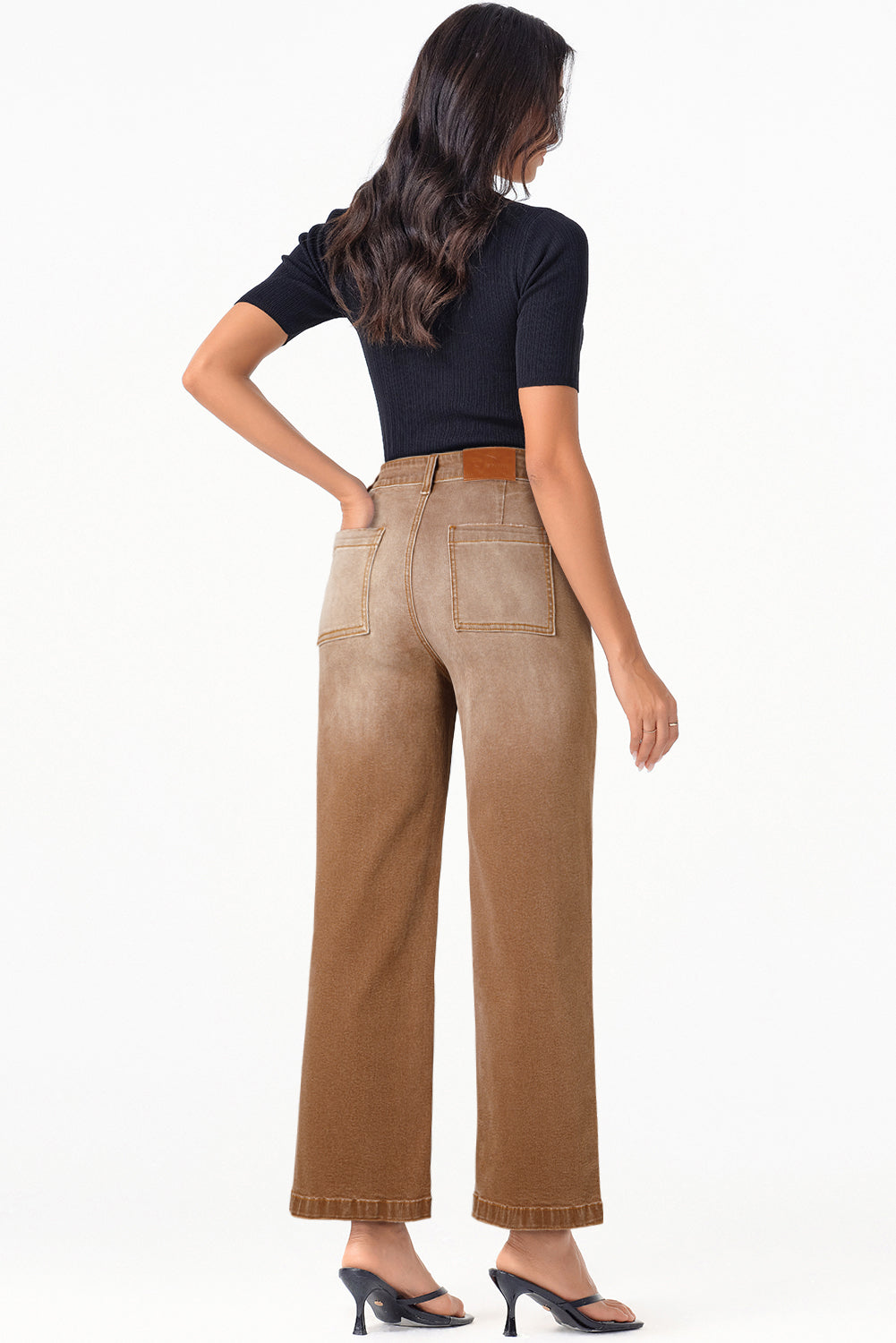 Bruine high waist jeans met minimalistisch design en zakken