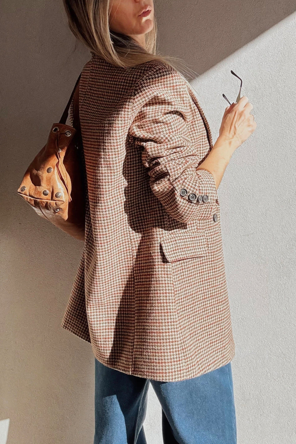 Bruine blazer met pied-de-poule patroon